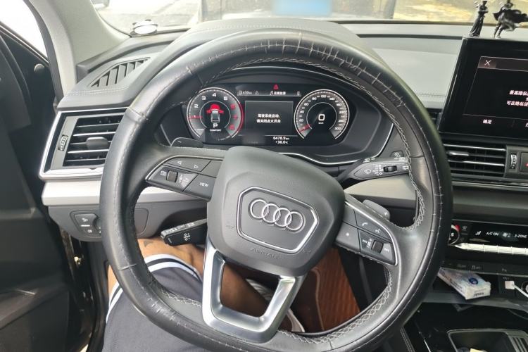 Used Audi Q5L 2024 40 TFSI Fashion Dynamic Model Steering Wheel