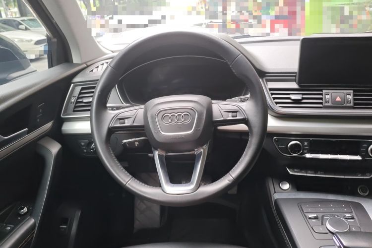 Used Audi Q5L 2024 40 TFSI Luxury Dynamic Edition Steering Wheel