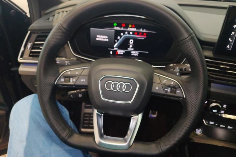 Used Audi Q5L 2024 40 TFSI Luxury Dynamic Edition Steering Wheel