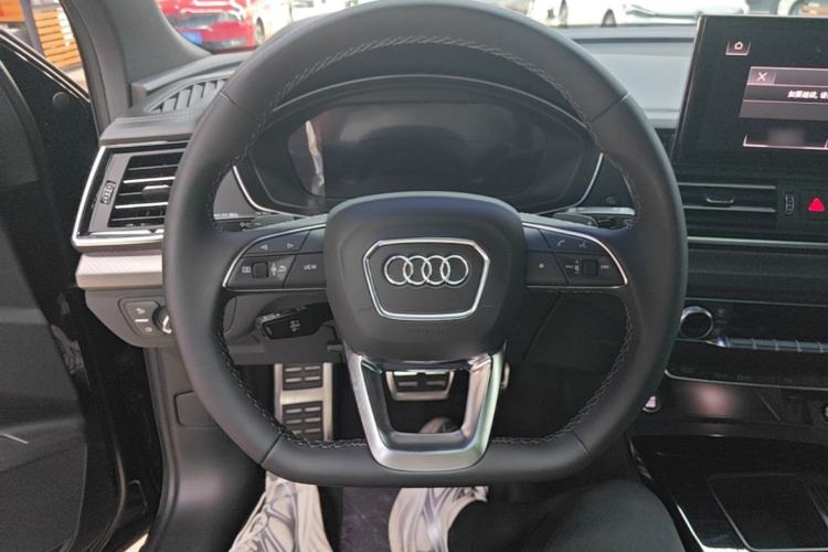 Used Audi Q5L 2024 40 TFSI Luxury Dynamic Edition Steering Wheel