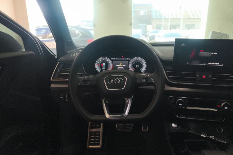 Used Audi Q5L 2024 45 TFSI Luxury Dynamic Model Steering Wheel