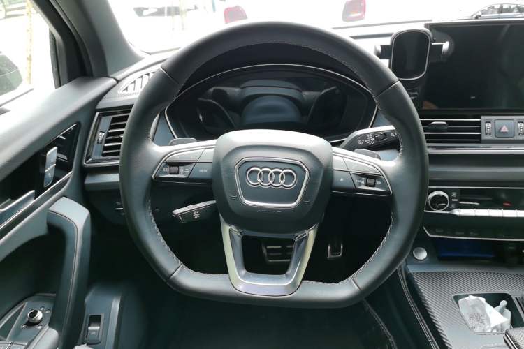 Used Audi Q5L 2024 40 TFSI Luxury Dynamic Edition Steering Wheel