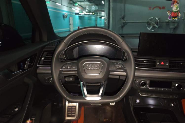 Used Audi Q5L 2024 40 TFSI Luxury Dynamic Edition Steering Wheel