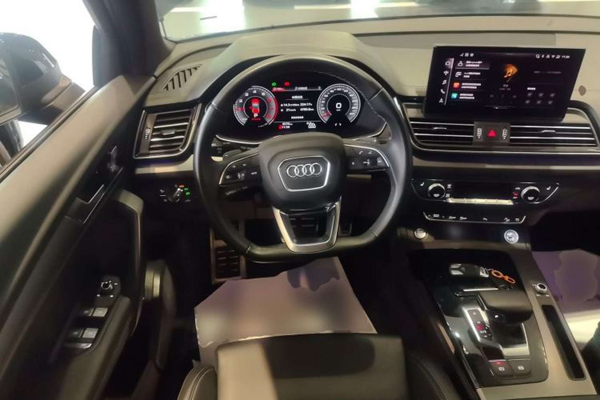 Used Audi Q5L 2024 40 TFSI Fashion Dynamic Model Steering Wheel