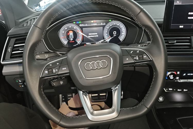 Used Audi Q5L 2024 40 TFSI Luxury Dynamic Edition Steering Wheel
