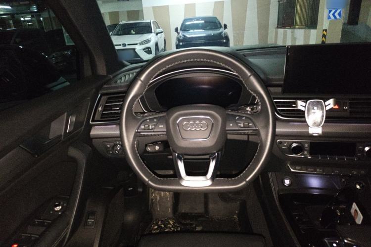 Used Audi Q5L 2024 40 TFSI Luxury Dynamic Edition Steering Wheel