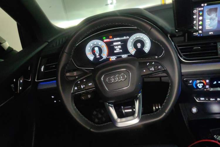 Used Audi Q5L 2024 40 TFSI Luxury Dynamic Edition Steering Wheel