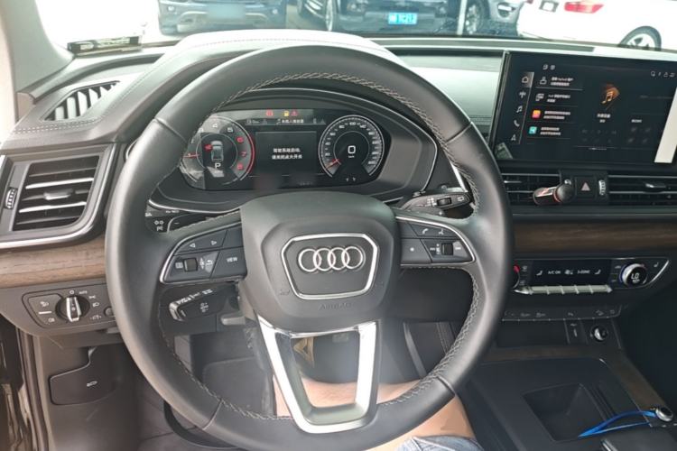 Used Audi Q5L 2024 40 TFSI Luxury Prestige Edition Steering Wheel