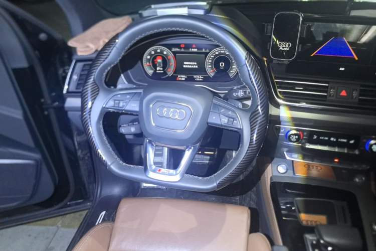 Used Audi Q5L 2024 40 TFSI Luxury Dynamic Edition Steering Wheel