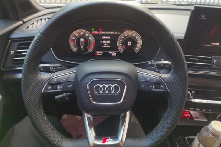 Used Audi Q5L 2024 45 TFSI Luxury Dynamic Model Steering Wheel