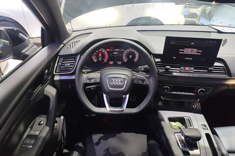 Used Audi Q5L 2024 40 TFSI Luxury Dynamic Edition Steering Wheel