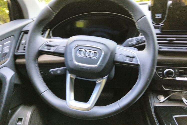 Used Audi Q5L 2024 40 TFSI Luxury Prestige Edition Steering Wheel