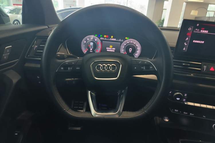 Used Audi Q5L 2024 40 TFSI Luxury Dynamic Edition Steering Wheel