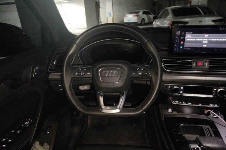 Used Audi Q5L 2024 40 TFSI Luxury Dynamic Edition Steering Wheel