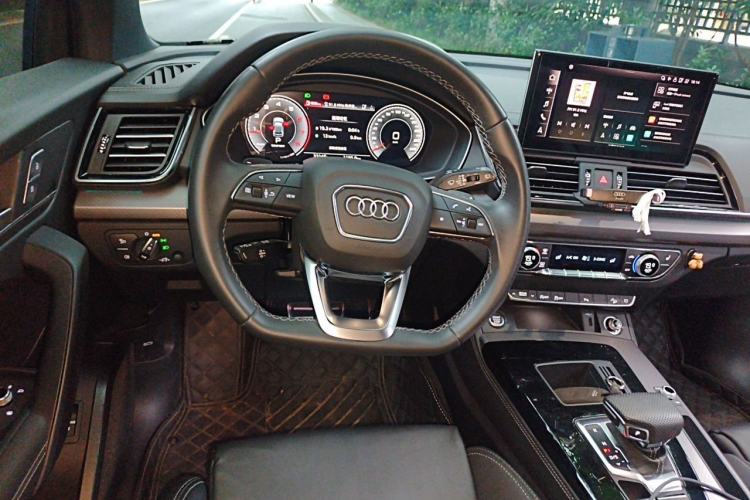 Used Audi Q5L 2024 40 TFSI Luxury Dynamic Edition Steering Wheel