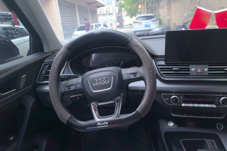 Used Audi Q5L 2024 40 TFSI Fashion Dynamic Model Steering Wheel