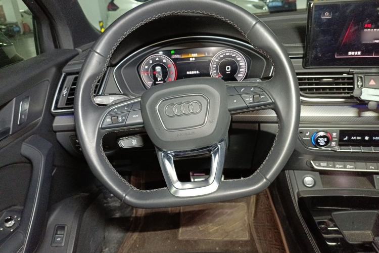 Used Audi Q5L 2024 40 TFSI Luxury Dynamic Edition Steering Wheel