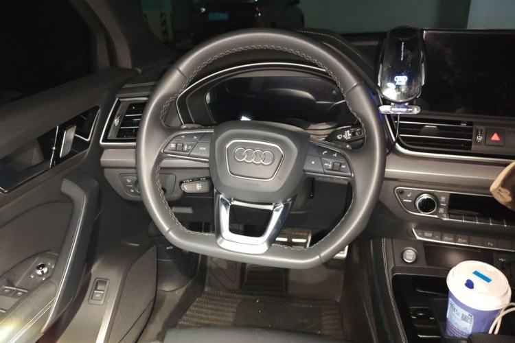 Used Audi Q5L 2024 40 TFSI Luxury Dynamic Edition Steering Wheel