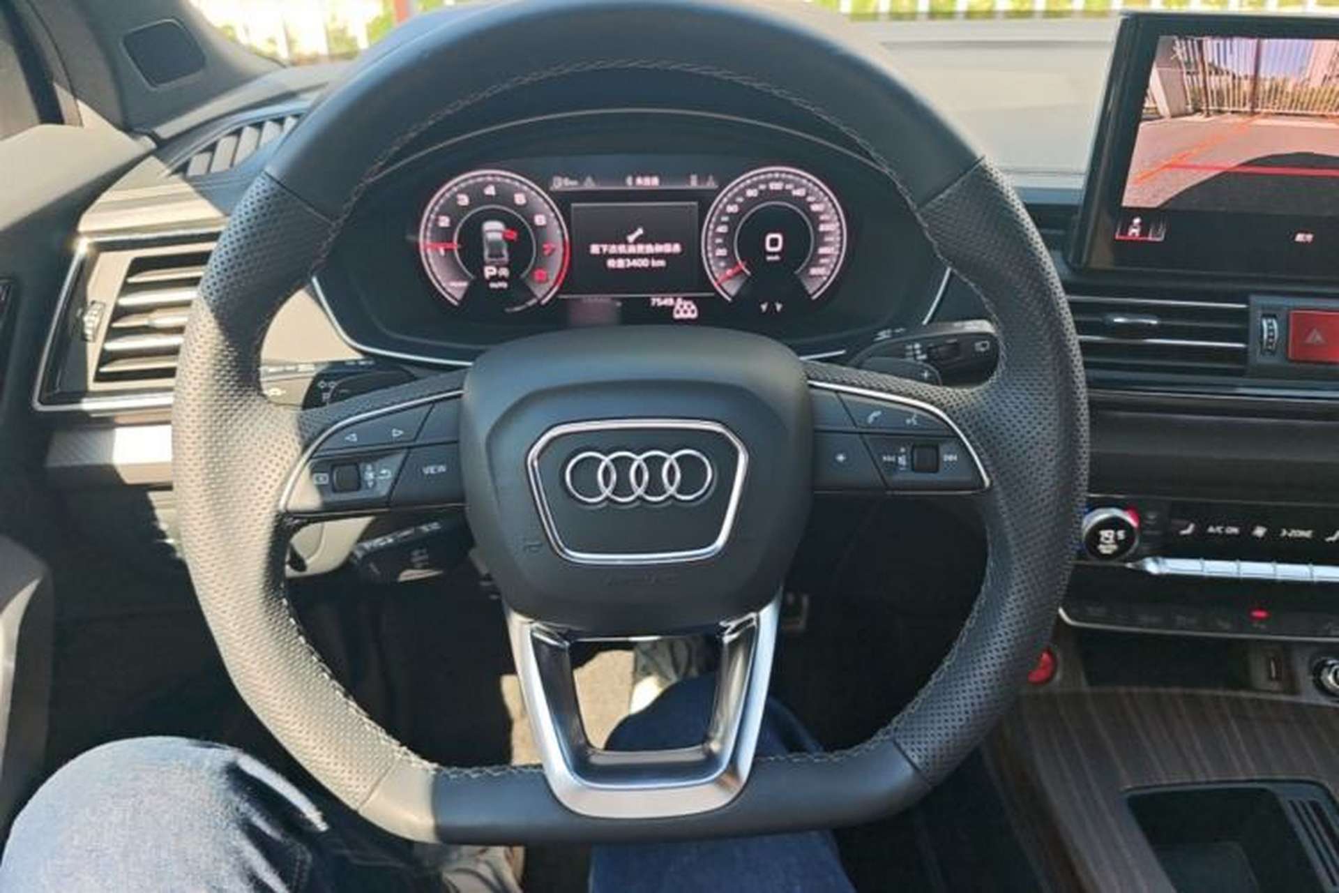 Used Audi Q5L 2024 45 TFSI Luxury Dynamic Model Steering Wheel