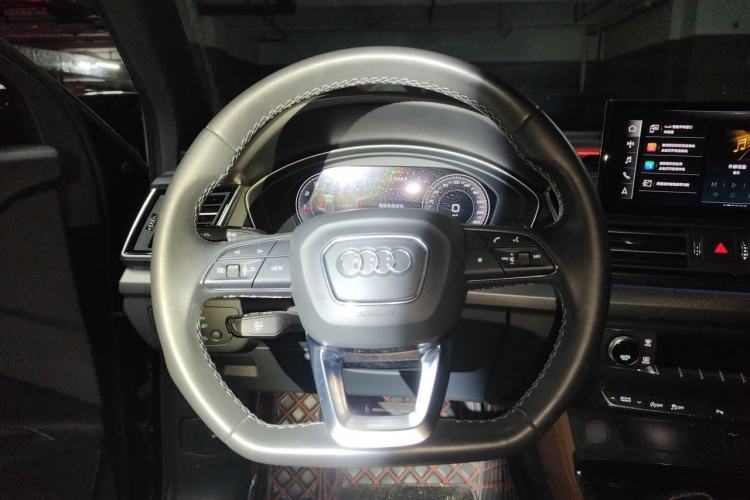 Used Audi Q5L 2024 40 TFSI Luxury Dynamic Edition Steering Wheel