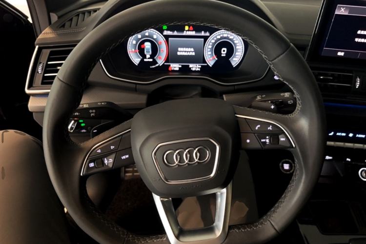 Used Audi Q5L 2024 40 TFSI Luxury Dynamic Edition Steering Wheel