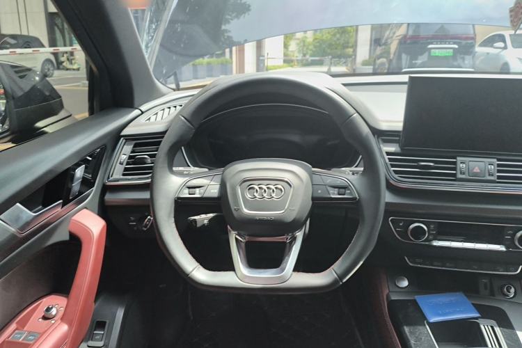 Used Audi Q5L 2024 40 TFSI Luxury Dynamic Edition Steering Wheel