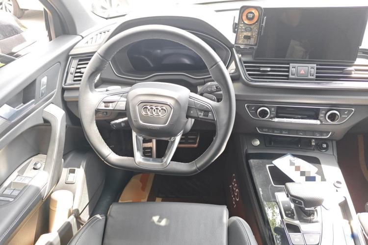 Used Audi Q5L 2024 40 TFSI Luxury Dynamic Edition Steering Wheel