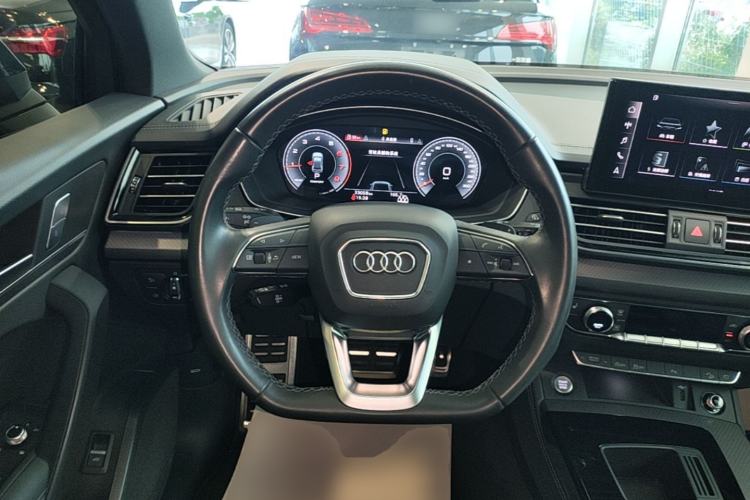 Used Audi Q5L 2024 40 TFSI Luxury Dynamic Edition Steering Wheel