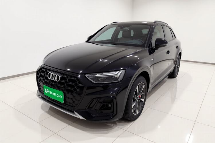 Audi Q5L 2024 45 TFSI Luxury Dynamic Model