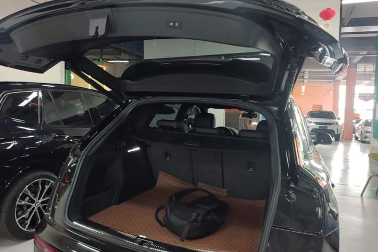Used Audi Q5L 2024 40 TFSI Luxury Dynamic Edition Trunk