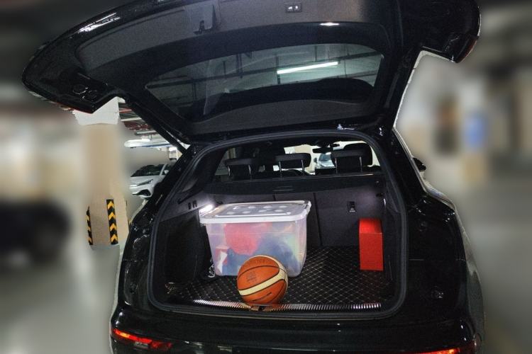 Used Audi Q5L 2024 40 TFSI Luxury Dynamic Edition Trunk