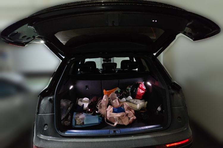 Used Audi Q5L 2024 40 TFSI Luxury Dynamic Edition Trunk