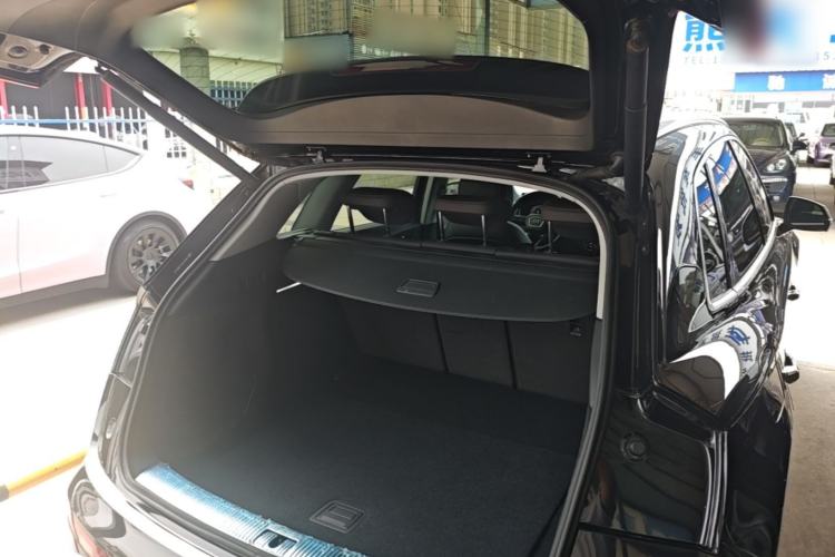 Used Audi Q5L 2024 40 TFSI Luxury Prestige Edition Trunk