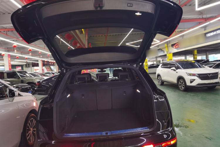 Used Audi Q5L 2024 40 TFSI Luxury Dynamic Edition Trunk