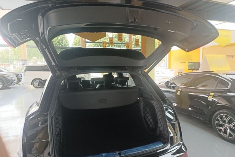 Used Audi Q5L 2024 40 TFSI Luxury Dynamic Edition Trunk