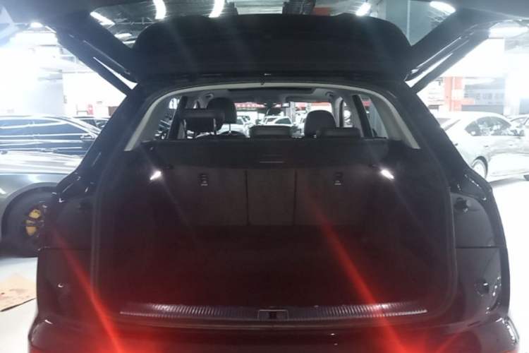 Used Audi Q5L 2024 40 TFSI Fashion Dynamic Model Trunk