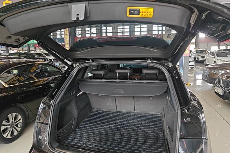 Used Audi Q5L 2024 40 TFSI Luxury Dynamic Edition Trunk