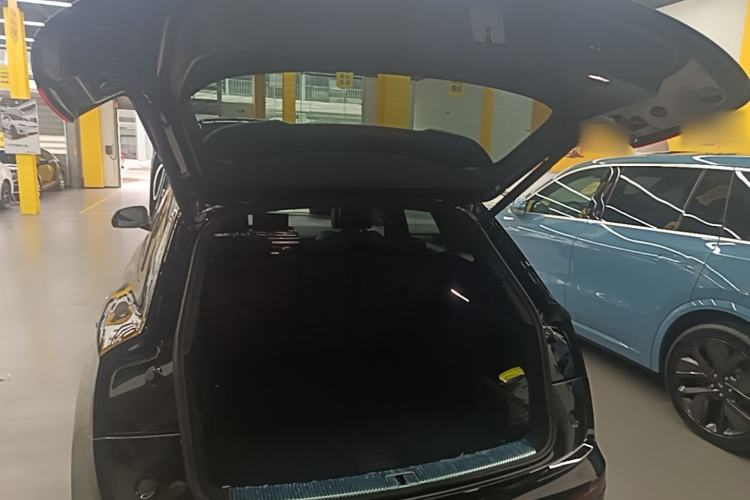 Used Audi Q5L 2024 45 TFSI Luxury Dynamic Model Trunk