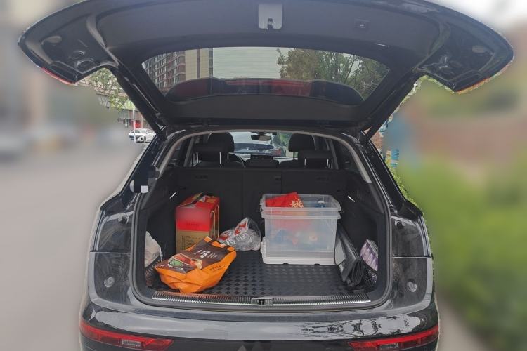 Used Audi Q5L 2024 40 TFSI Fashion Dynamic Model Trunk