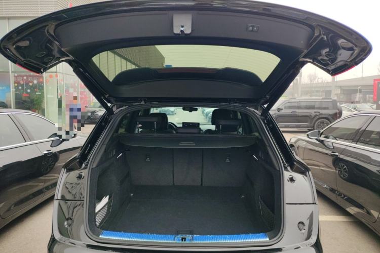 Used Audi Q5L 2024 40 TFSI Luxury Dynamic Edition Trunk
