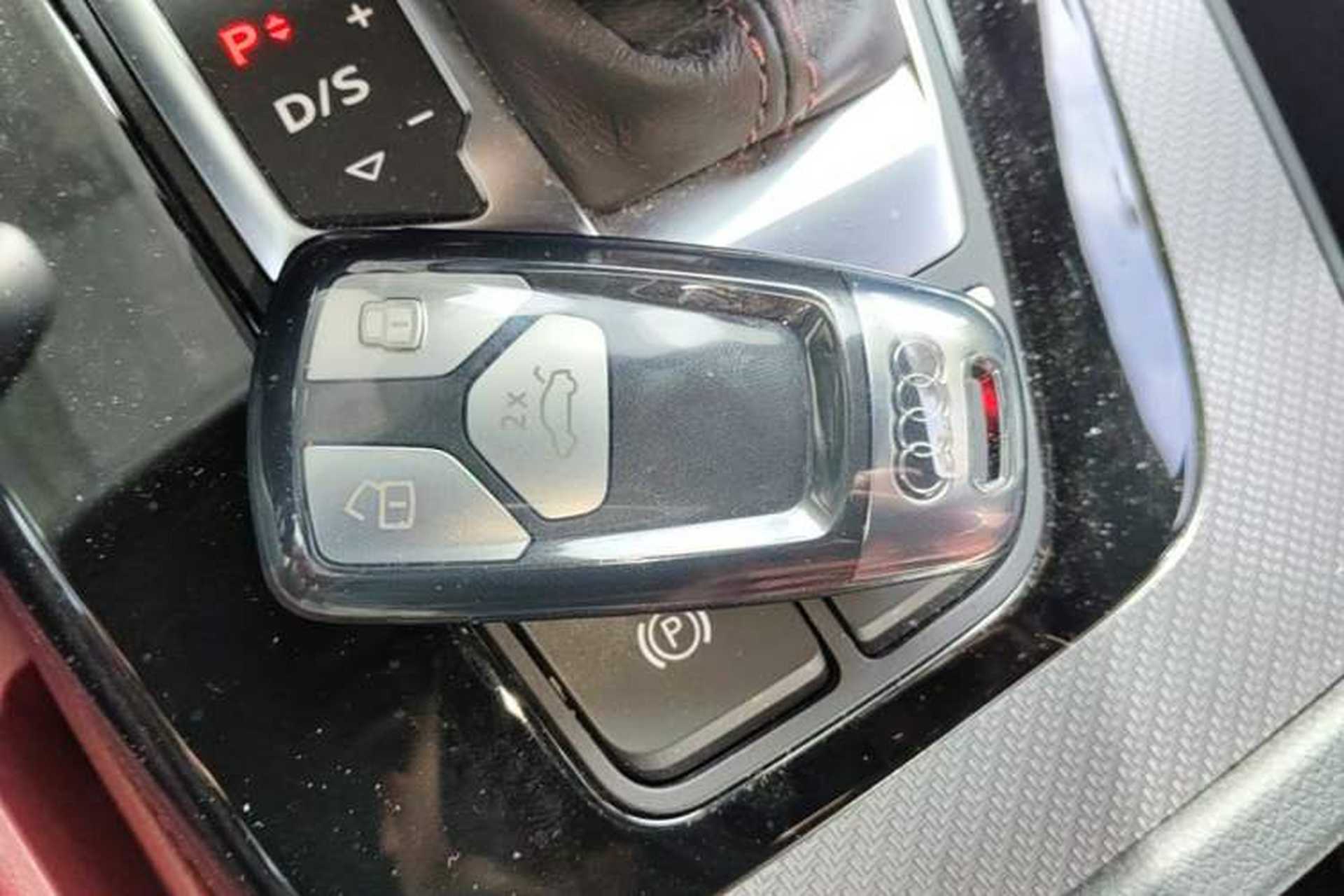 Used Audi Q5L 2024 45 TFSI Luxury Dynamic Model Vehicle Key