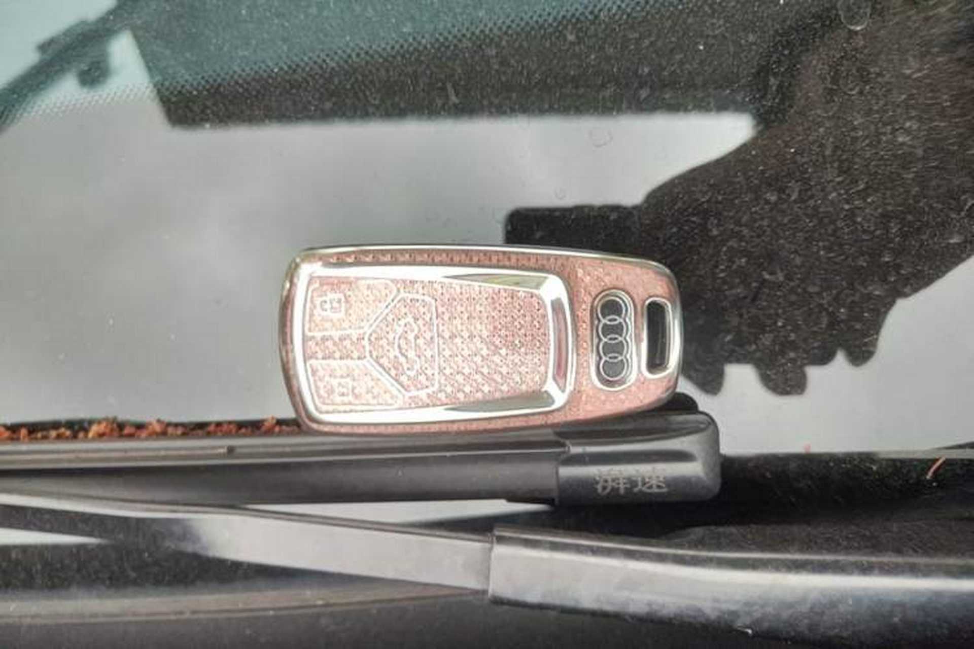 Used Audi Q5L 2024 40 TFSI Luxury Prestige Edition Vehicle Key