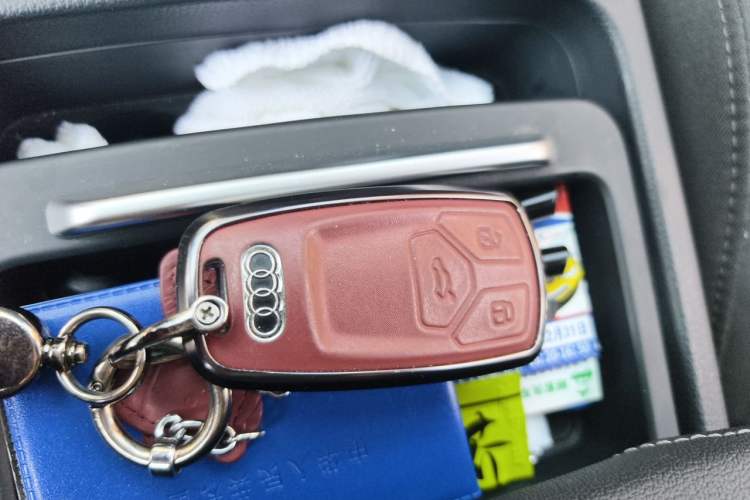 Used Audi Q5L 2024 45 TFSI Luxury Dynamic Model Vehicle Key
