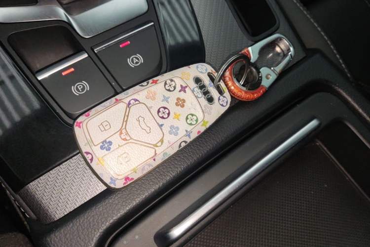 Used Audi Q5L 2024 40 TFSI Luxury Dynamic Edition Vehicle Key