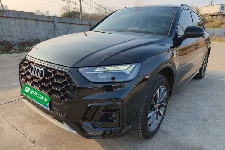 Used Audi Q5L 2024 40 TFSI Luxury Dynamic Edition Guazi used car, China used car export, Used car for sale, Used  cars, Cheapest cars for sale