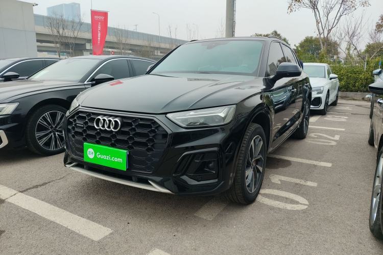 Used Audi Q5L 2024 40 TFSI Luxury Dynamic Edition Guazi used car, China used car export, Used car for sale, Used cars, Cheapest cars for sale