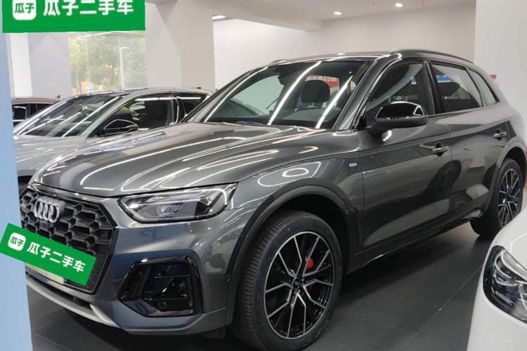 Used Audi Q5L 2024 45 TFSI Luxury Dynamic Model Guazi used car, China used car export, Used car for sale, Used  cars, Cheapest cars for sale