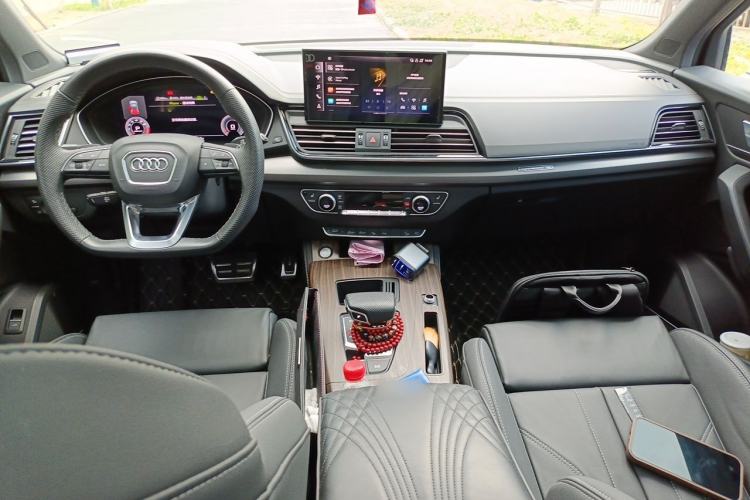 Used Audi Q5L 2024 45 TFSI Luxury Dynamic Model Center Console