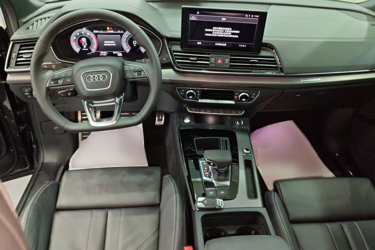 Used Audi Q5L 2024 40 TFSI Luxury Dynamic Edition Center Console