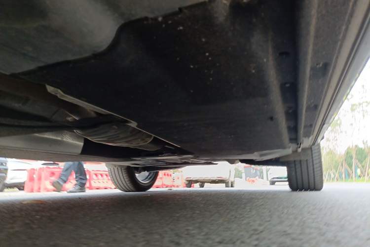 Used Audi Q5L 2024 45 TFSI Luxury Dynamic Model Chassis Front Left